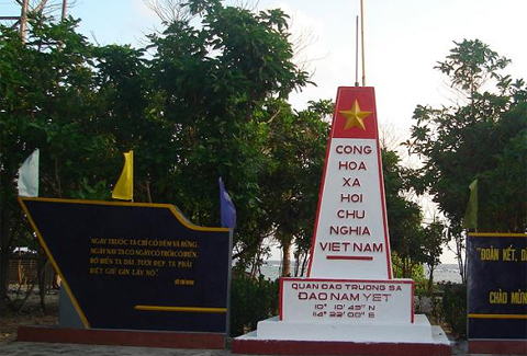 Tướng Trung Quốc dọa Việt Nam